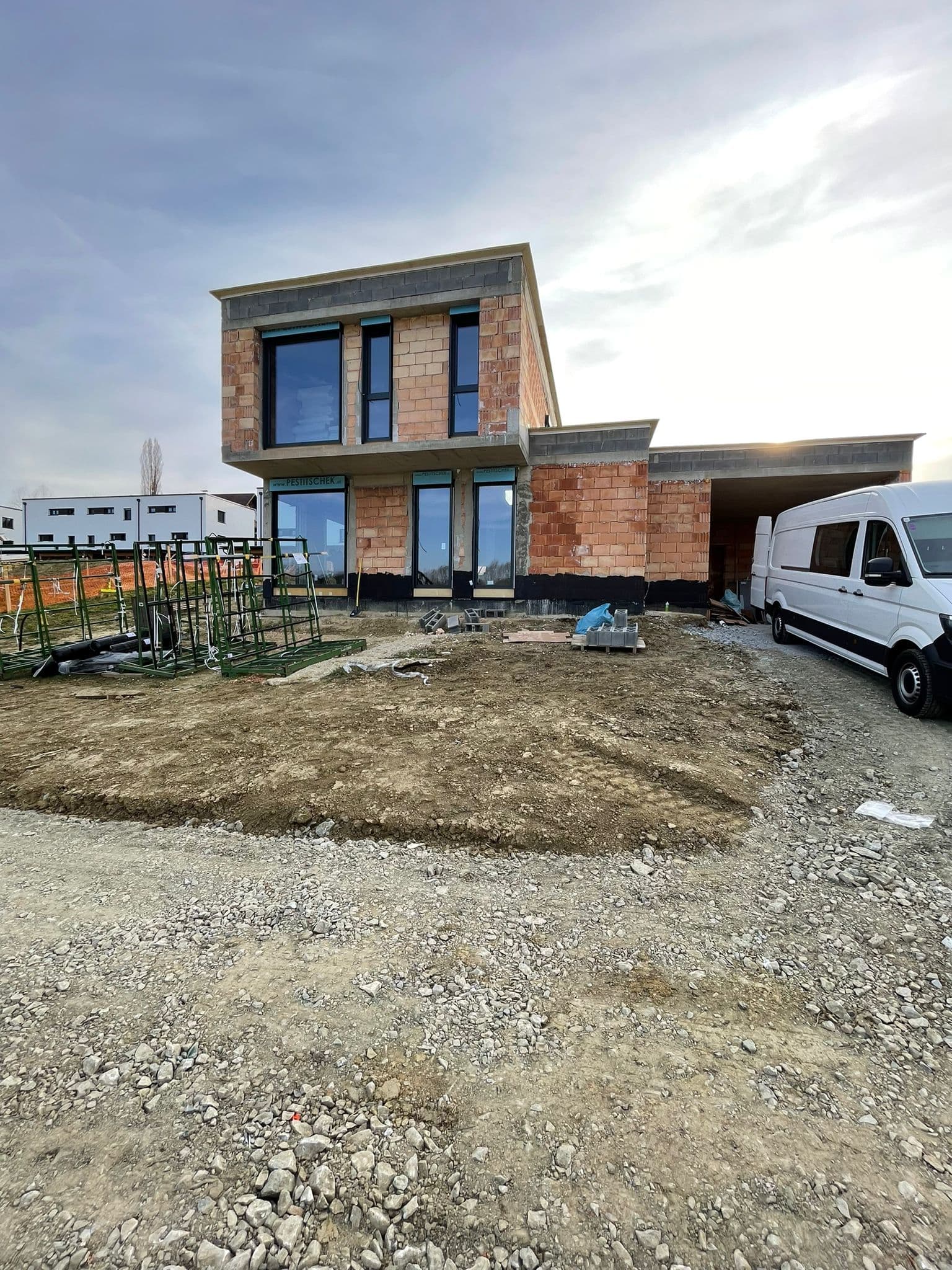 Neubau Projekt — modernes Wohnhaus